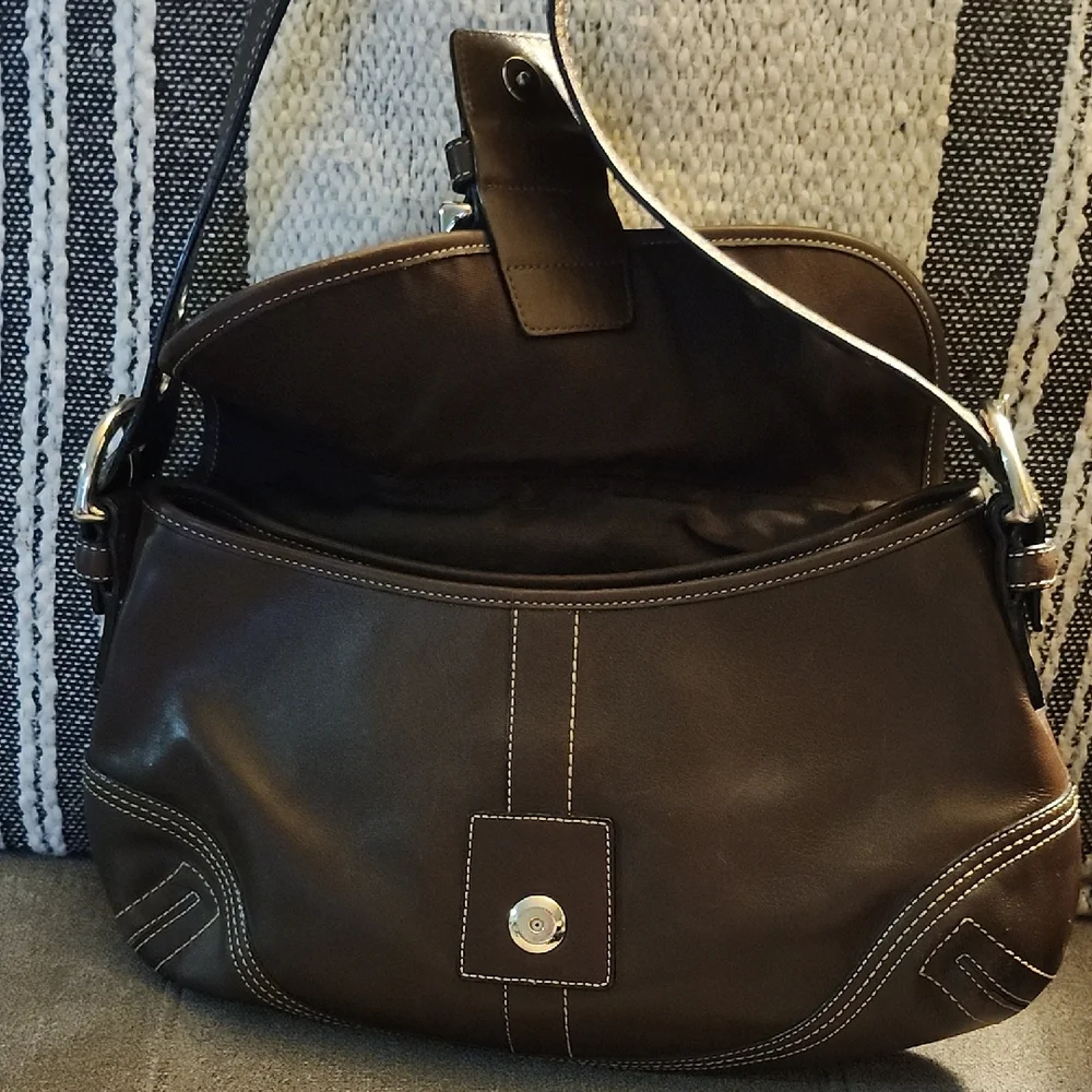 Coach Chocolate Leather Shoulder Bag - Picture 9 of 11